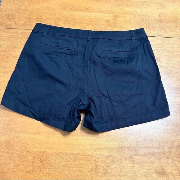 J. Crew Women’s Flat Front Shorts Size 14 City Fit 100% Cotton Black Mid Rise - Picture 2 of 8